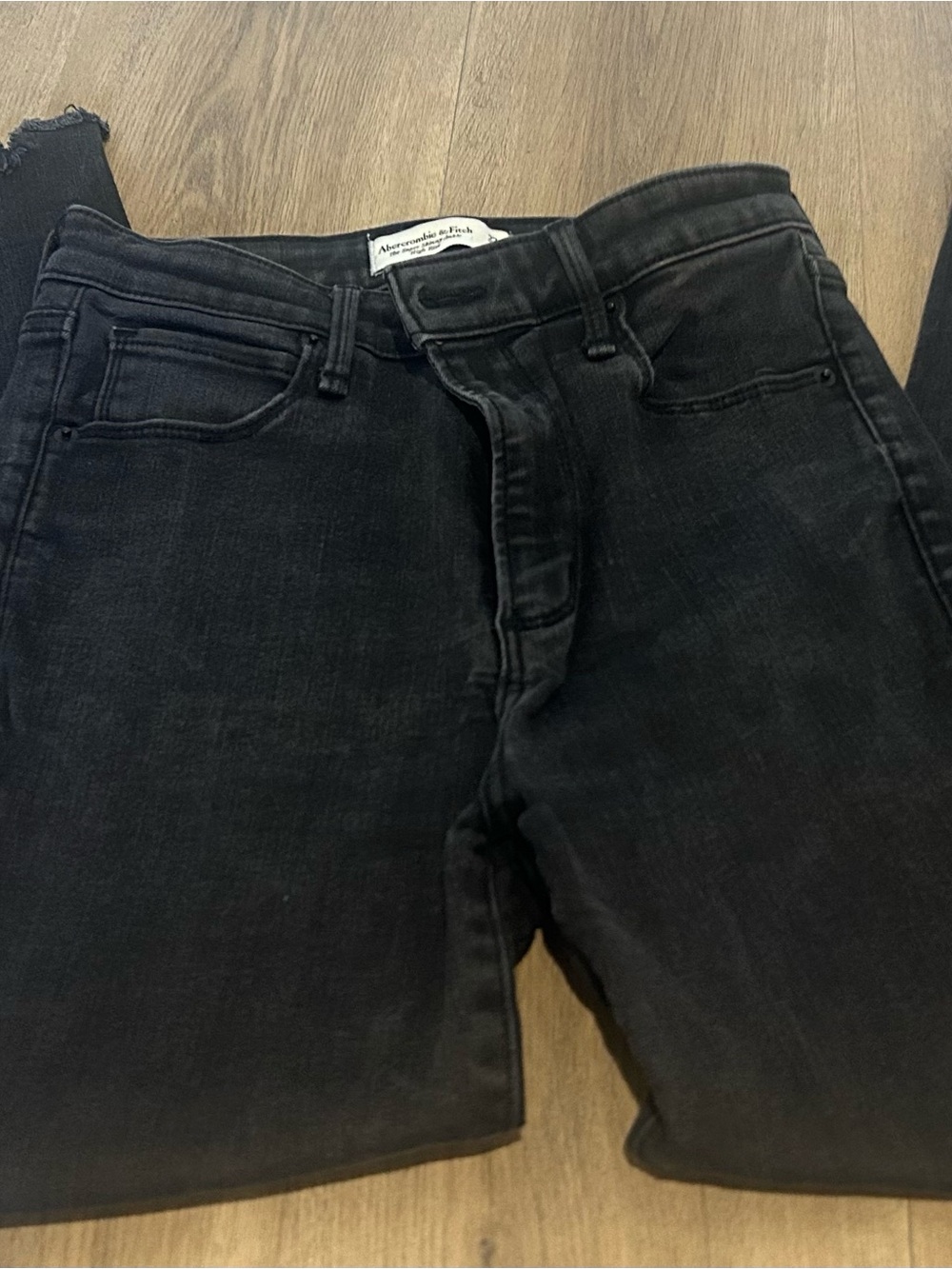 Abercrombie & Fitch Women’s Black Skinny Jeans
